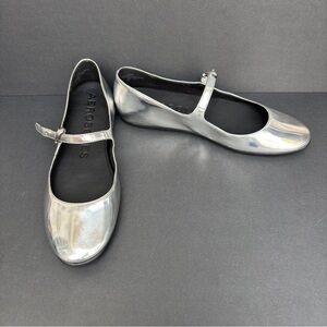 Aerosoles Y2K Metallic Silver Mary Jane Flats Size 7